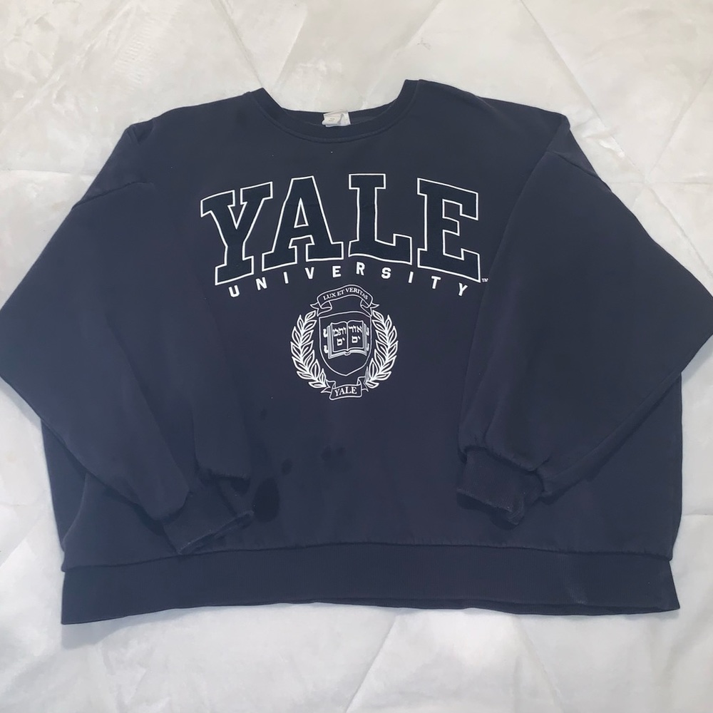 YALE sweatshirt